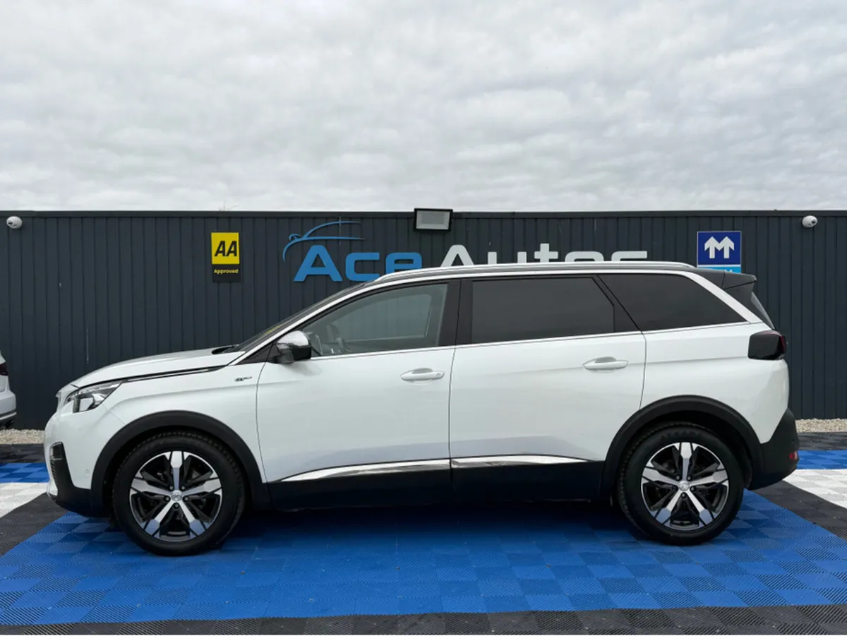 Peugeot 5008 GT-LINE - 2.0L DIESEL - 7 SEATS - AUT - Image 4
