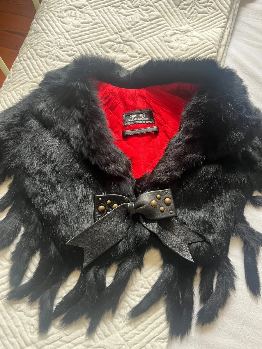 Gorgeous Vintage wrap - Image 1