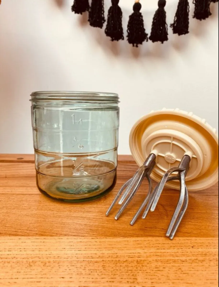 Vintage Hand Mixer - Image 2
