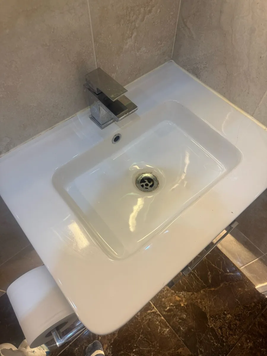 Bathroom cabinet  with tap - Image 3