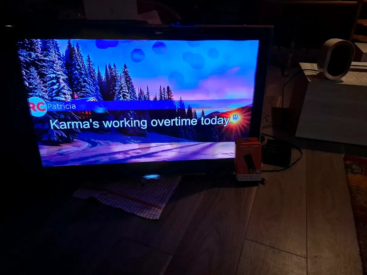40" SAMSUNG TV - Image 3