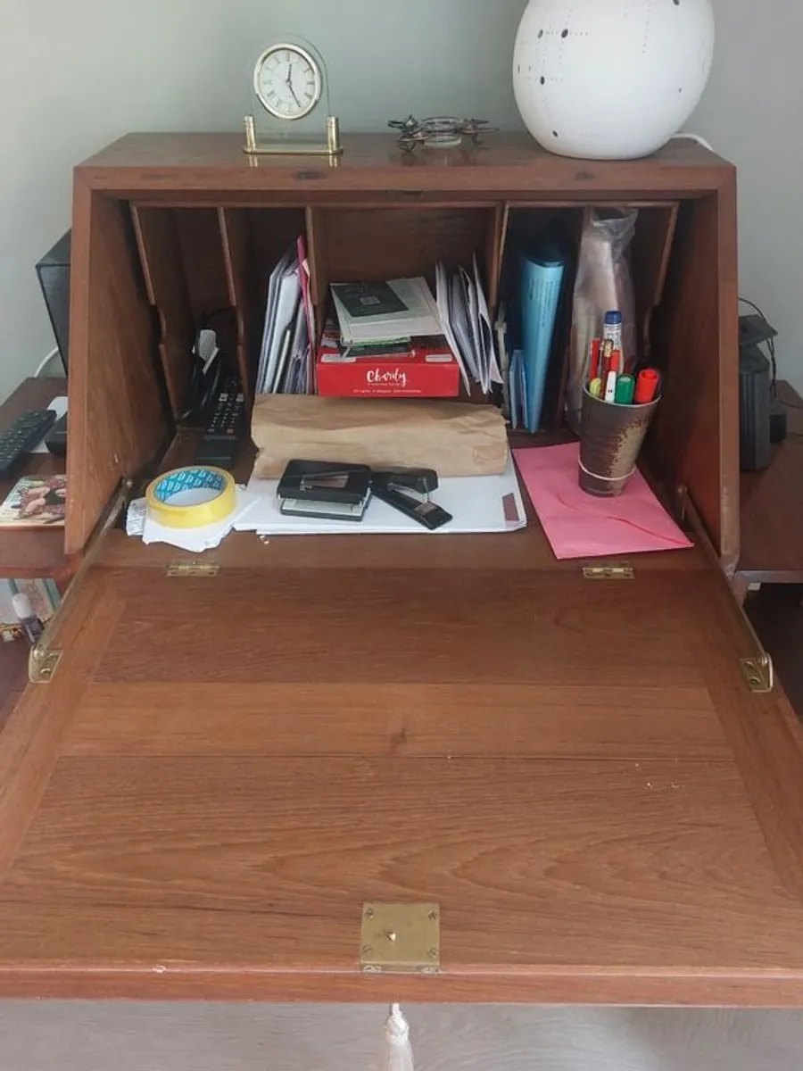 Bureau - Image 2