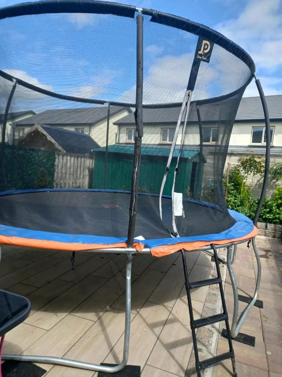 Big steady Trampoline - Image 1