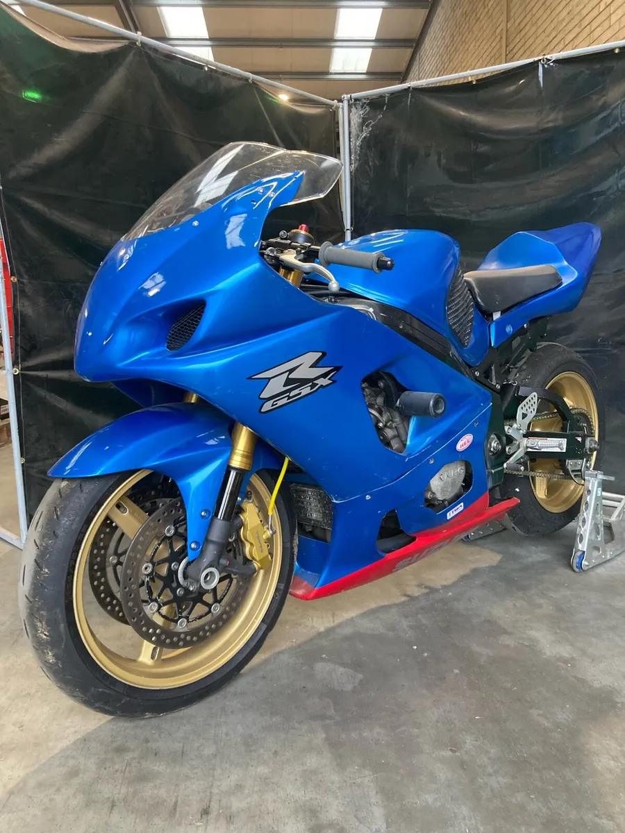 Track bike - Image 1