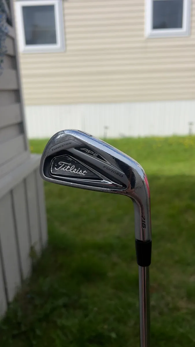 Titleist 716 ap2 irons - Image 3