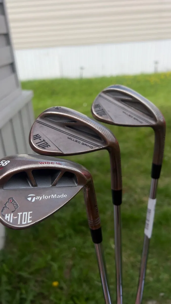 Taylormade wedge set - Image 1