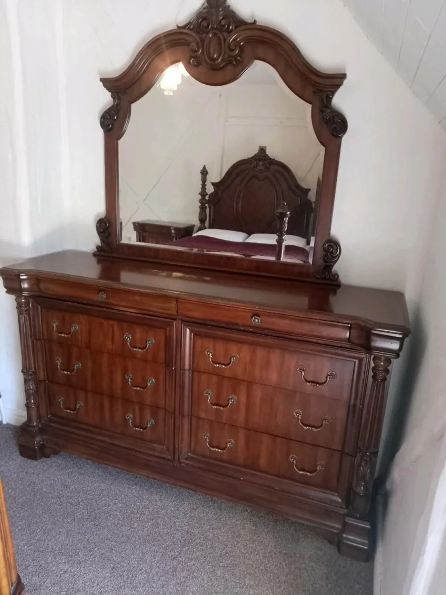 Chest of Drawers - Image 2