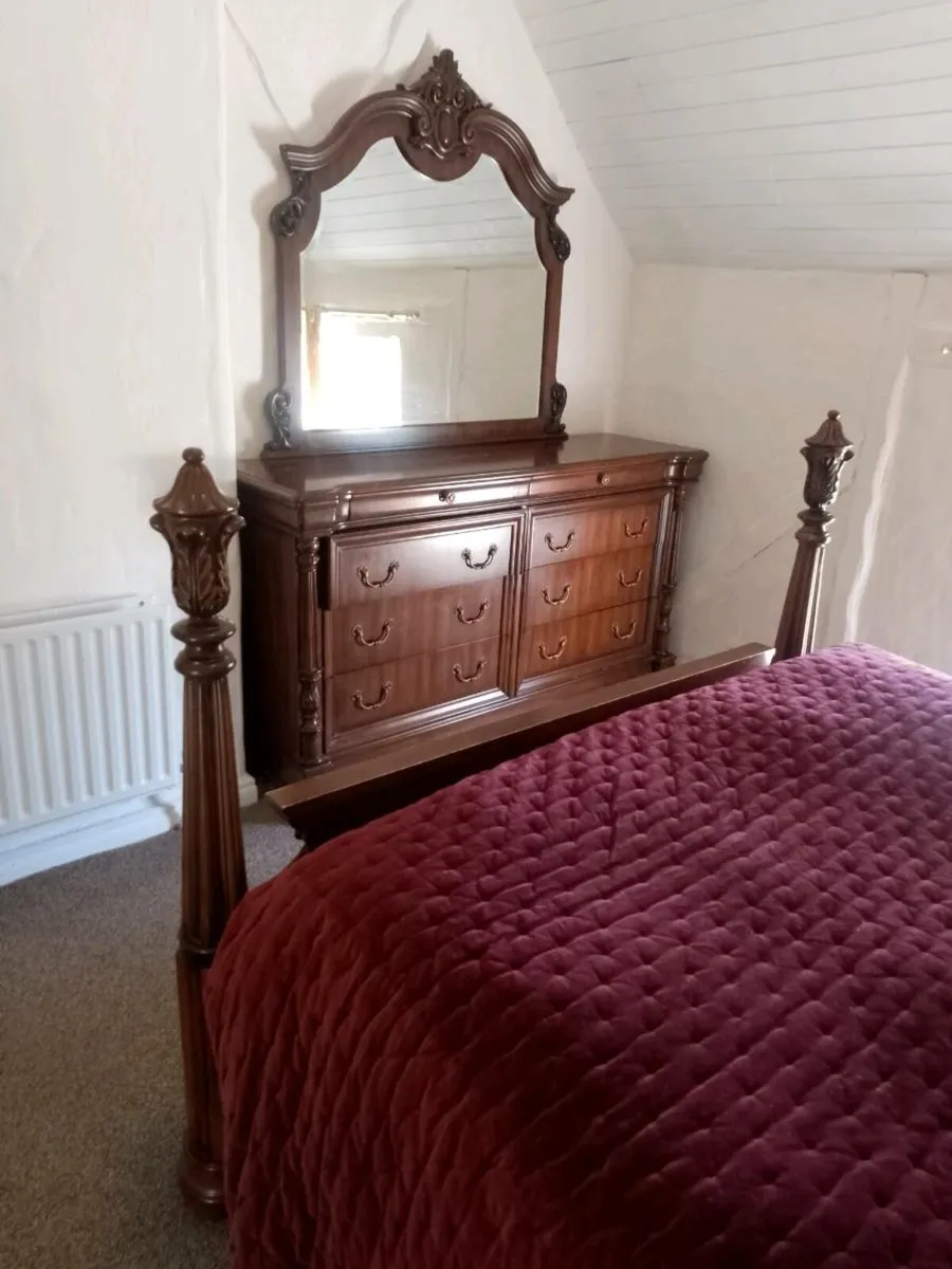 Chest of Drawers - Image 4