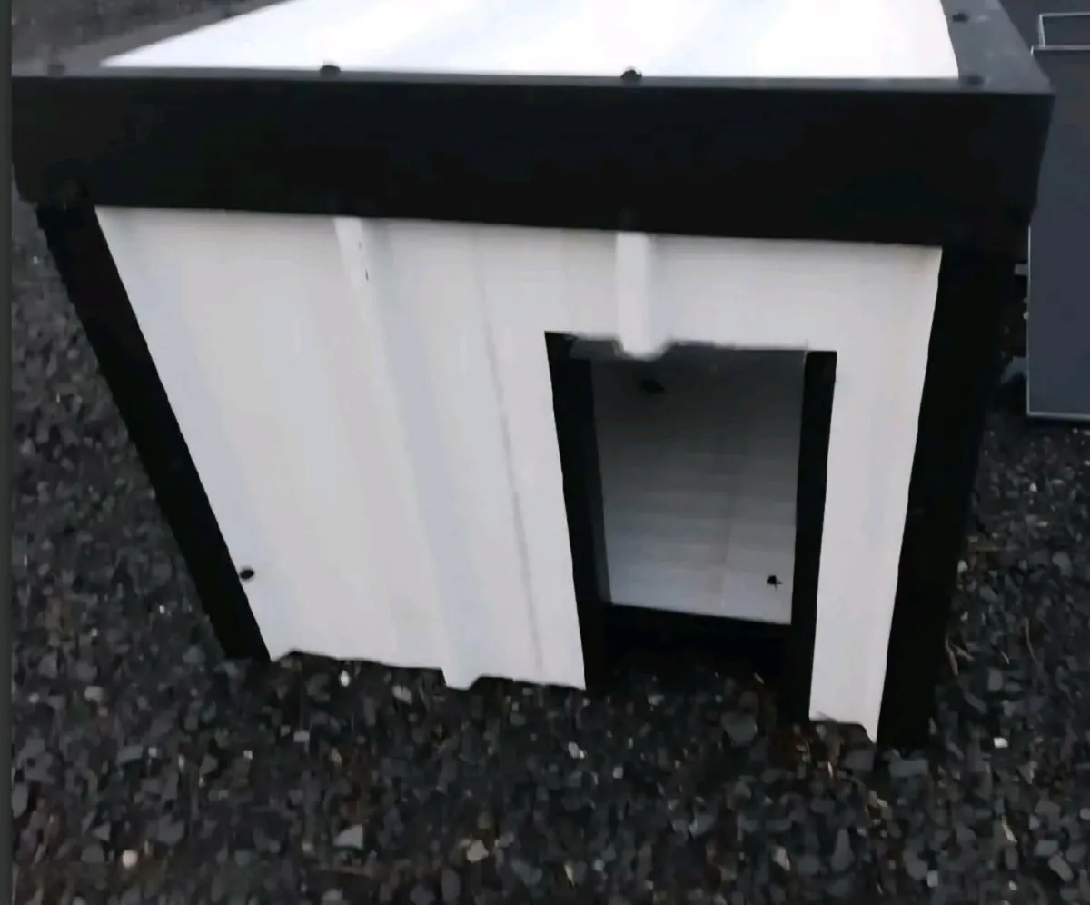 Insulated Dog House - Image 4