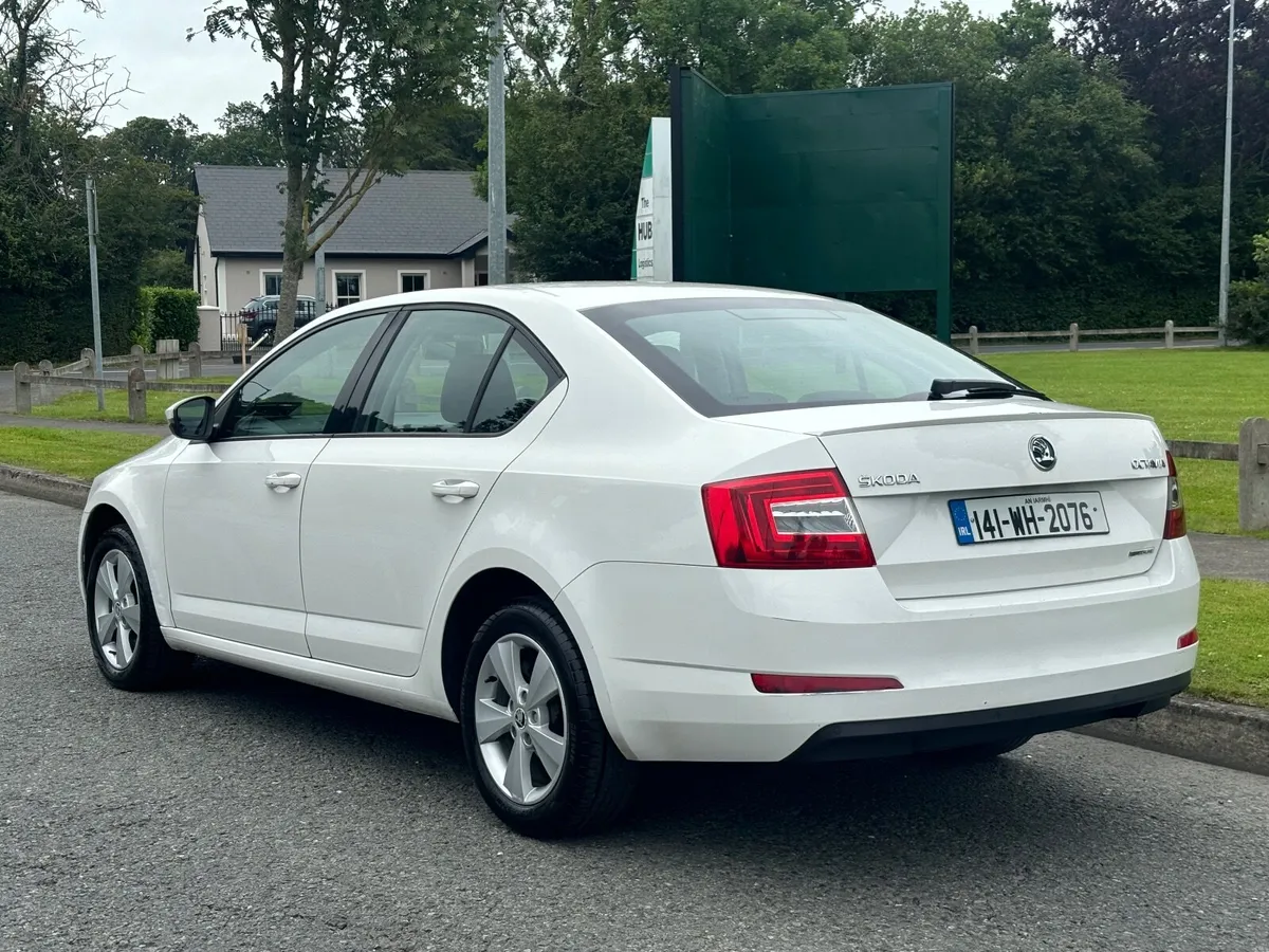 Skoda Octavia 1.6 TDI 110BHP 2014 *NCT & TAX* - Image 4