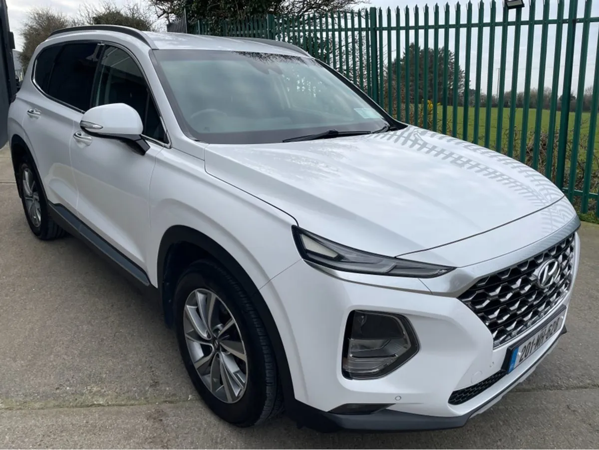 Hyundai Santa Fe Executive Plus 7 Seat 5DR - Image 2