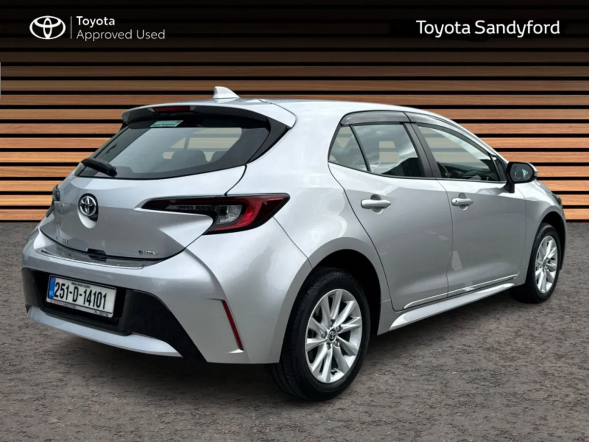 Toyota Corolla HYBRID LUNA HATCHBACK // REAR CAMER - Image 2