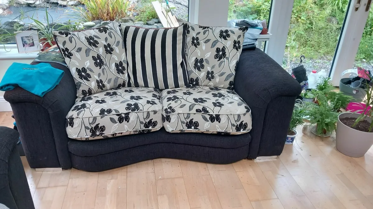 Couch sofa  free - Image 2