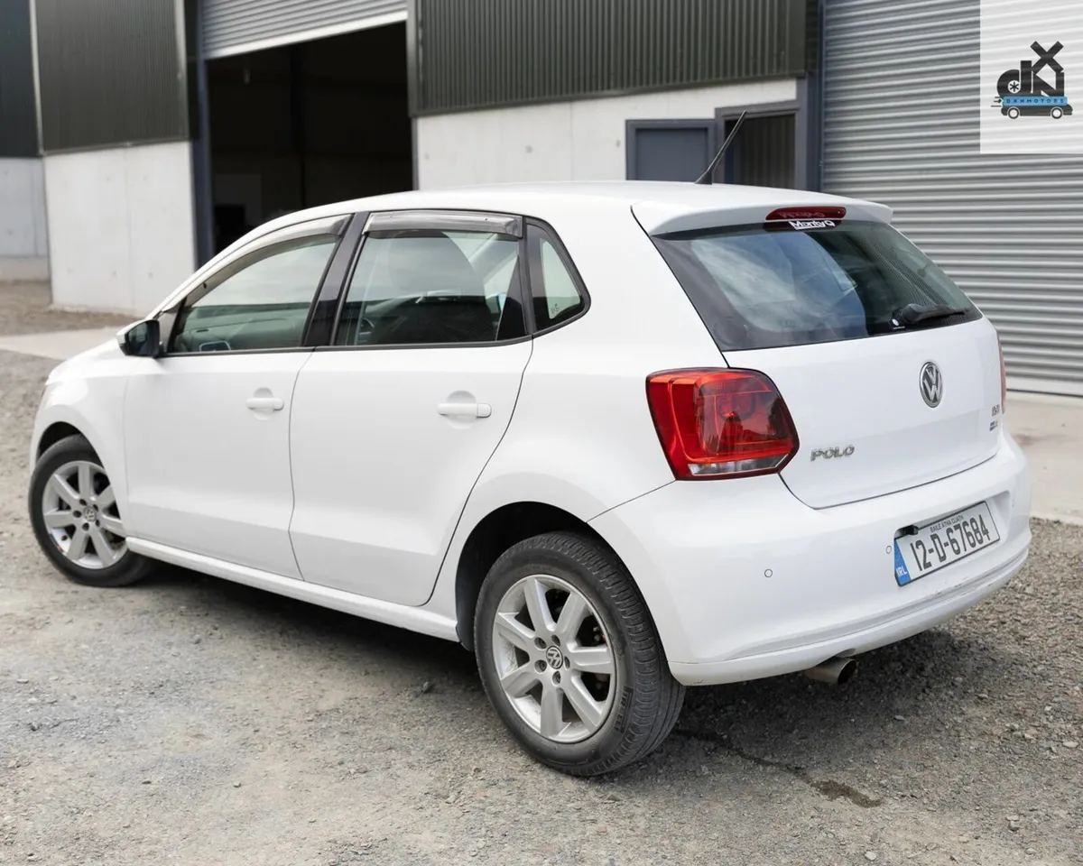Volkswagen Polo 2012 - Image 2