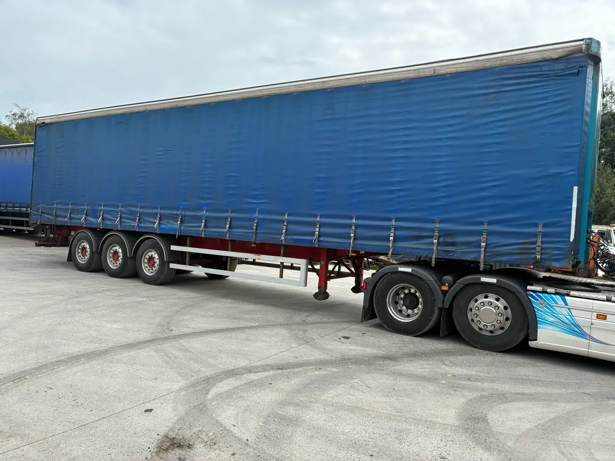 Trailer - Image 1