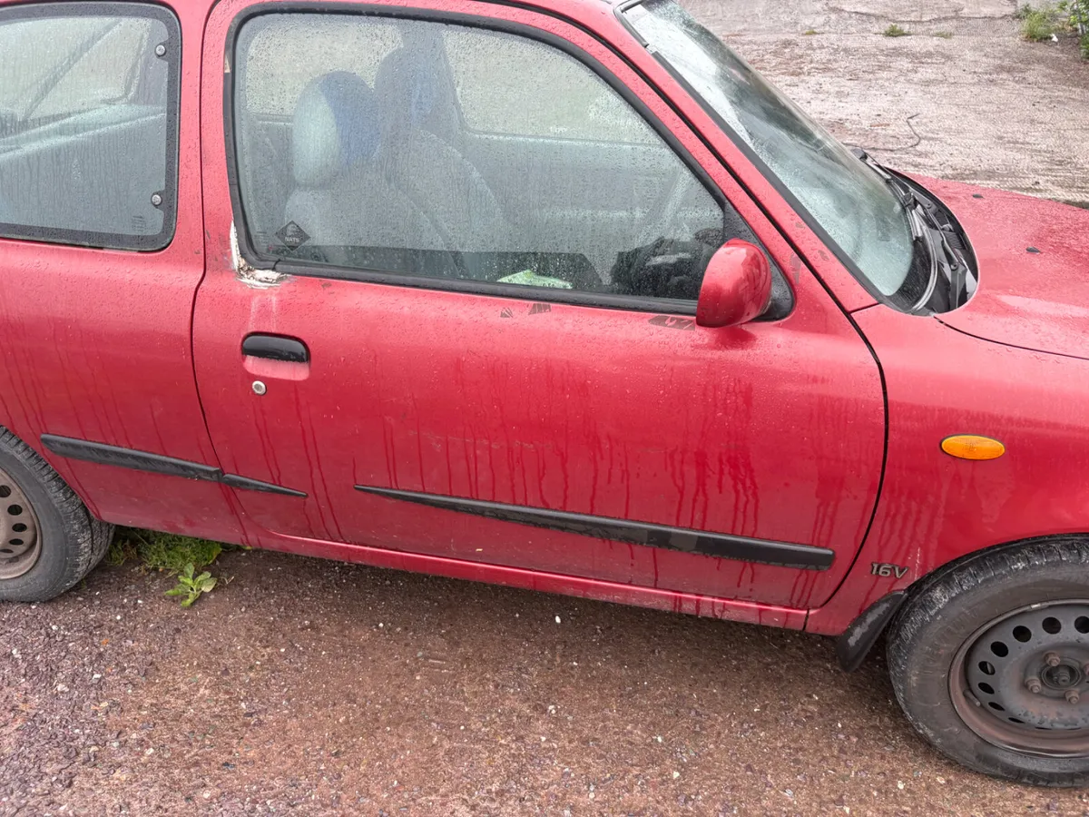 Nissan Micra 2000 Automatic - Image 4