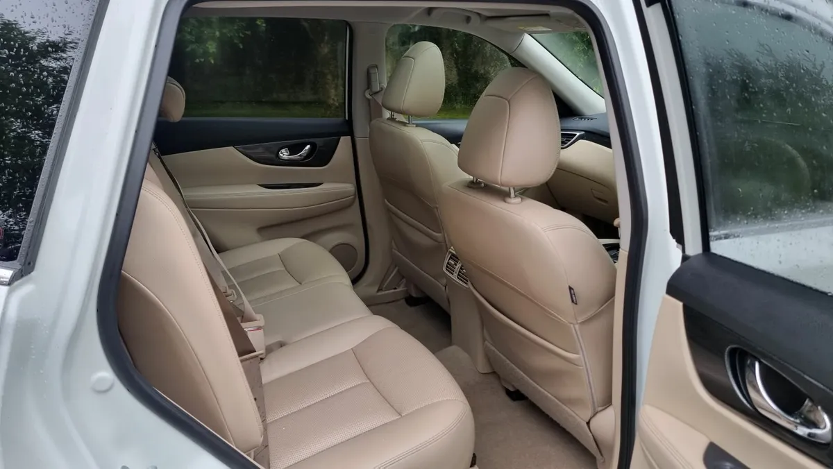 Nissan X-Trail 2016 - Image 2