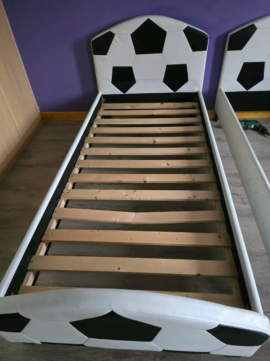Bed frame - Image 4