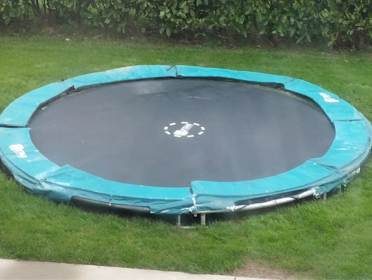 Trampoline - Image 1