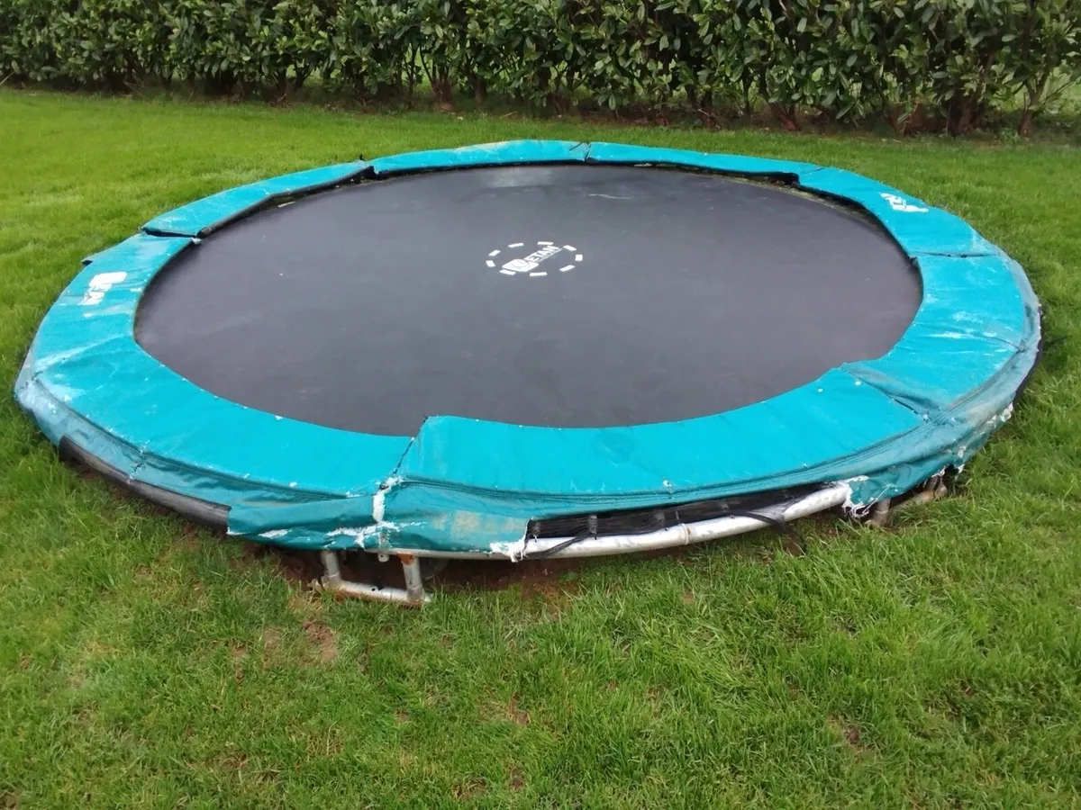 Trampoline - Image 3