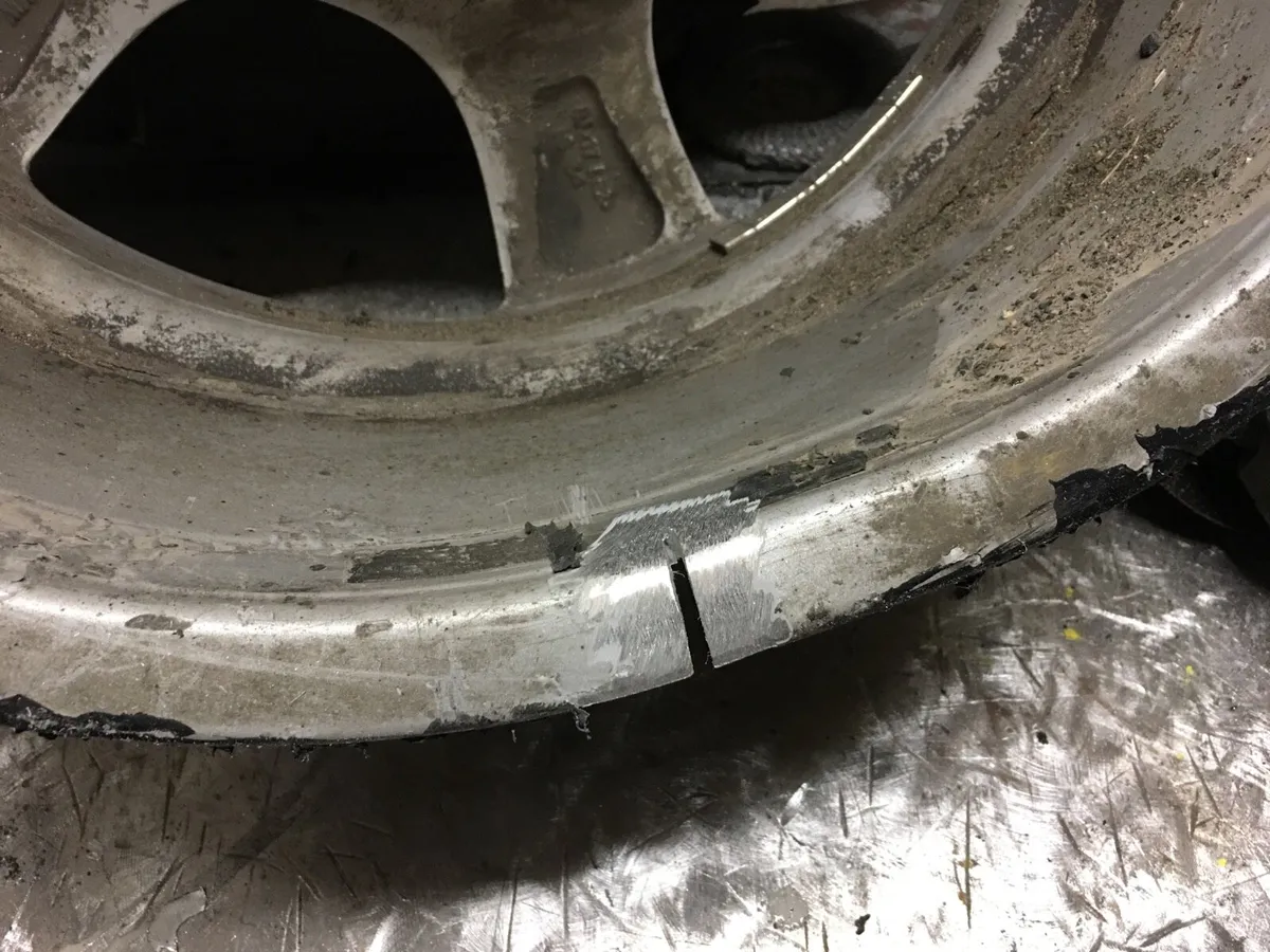 Alloy wheel welding , buckle repair - Image 3