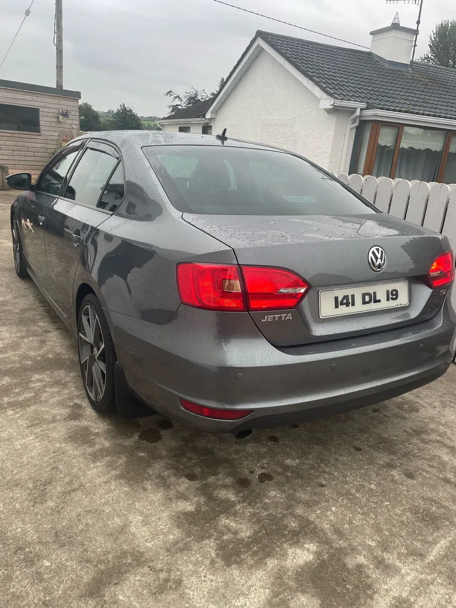 Volkswagen Jetta - Image 3