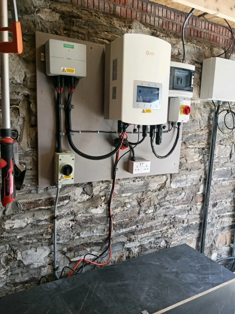 Brand new solis 5kw hybrid DIY kit 16kwh battery - Image 2