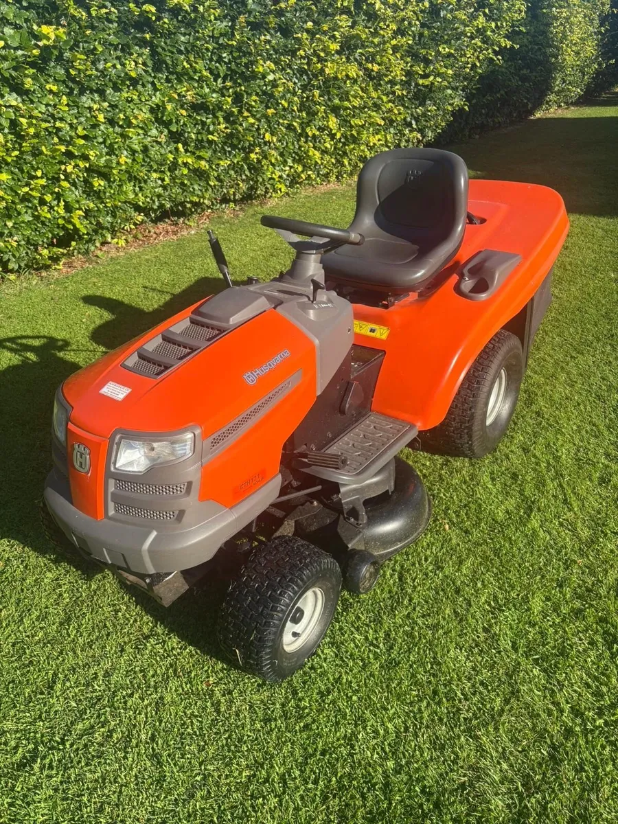 Ride on lawnmower - Image 3