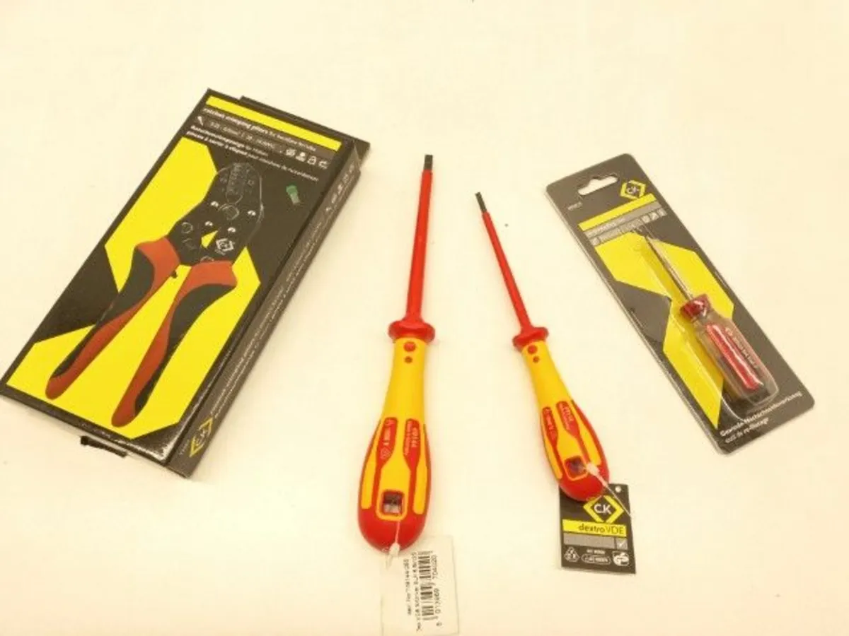 Online Auction Of A Selection Of C.K & More! - Image 1