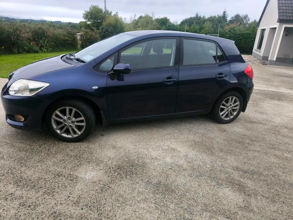 Toyota auris 2010 1.3 petrol - Image 3