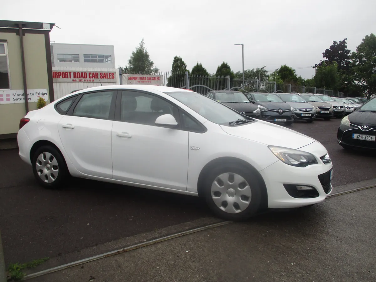 Opel Astra 2014 LOW MILAGE CAR - Image 1