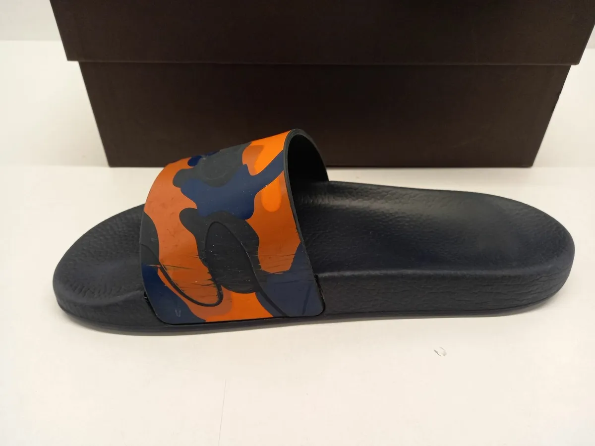 Online Auction Of Valentino Flip Flops & More! - Image 2