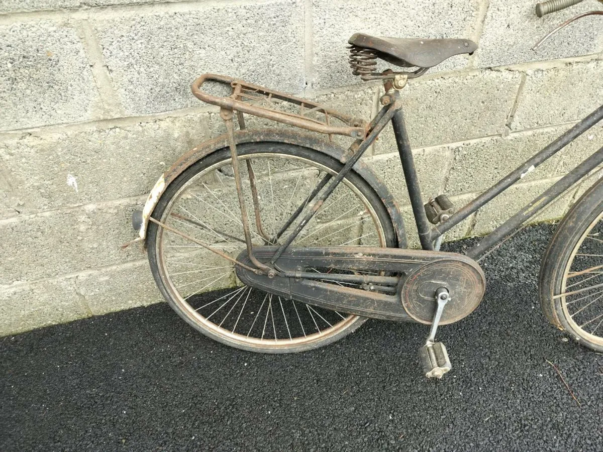 Ladies highnelly bike original serviced & working - Image 2