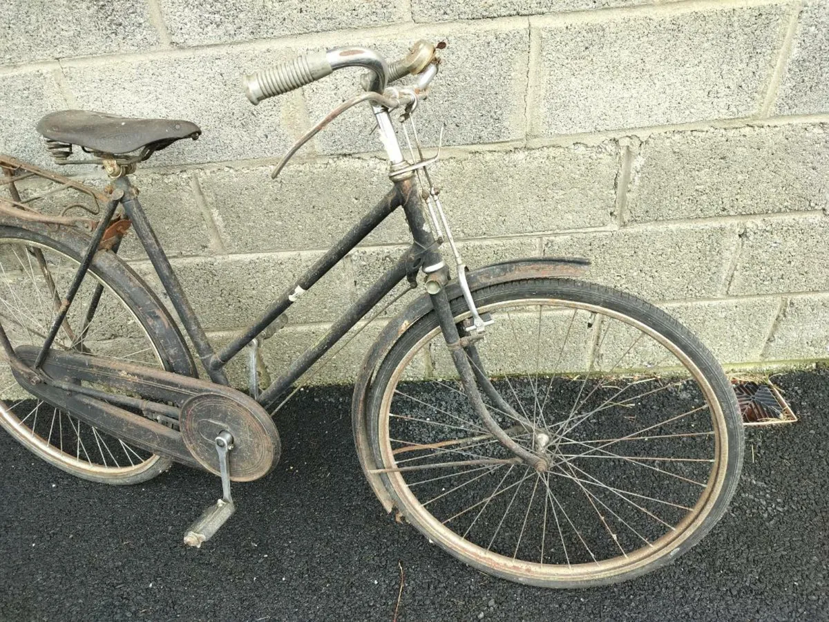 Ladies highnelly bike original serviced & working - Image 3