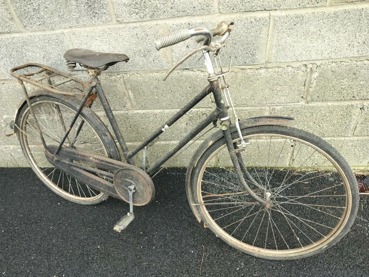 Ladies highnelly bike original serviced & working - Image 4