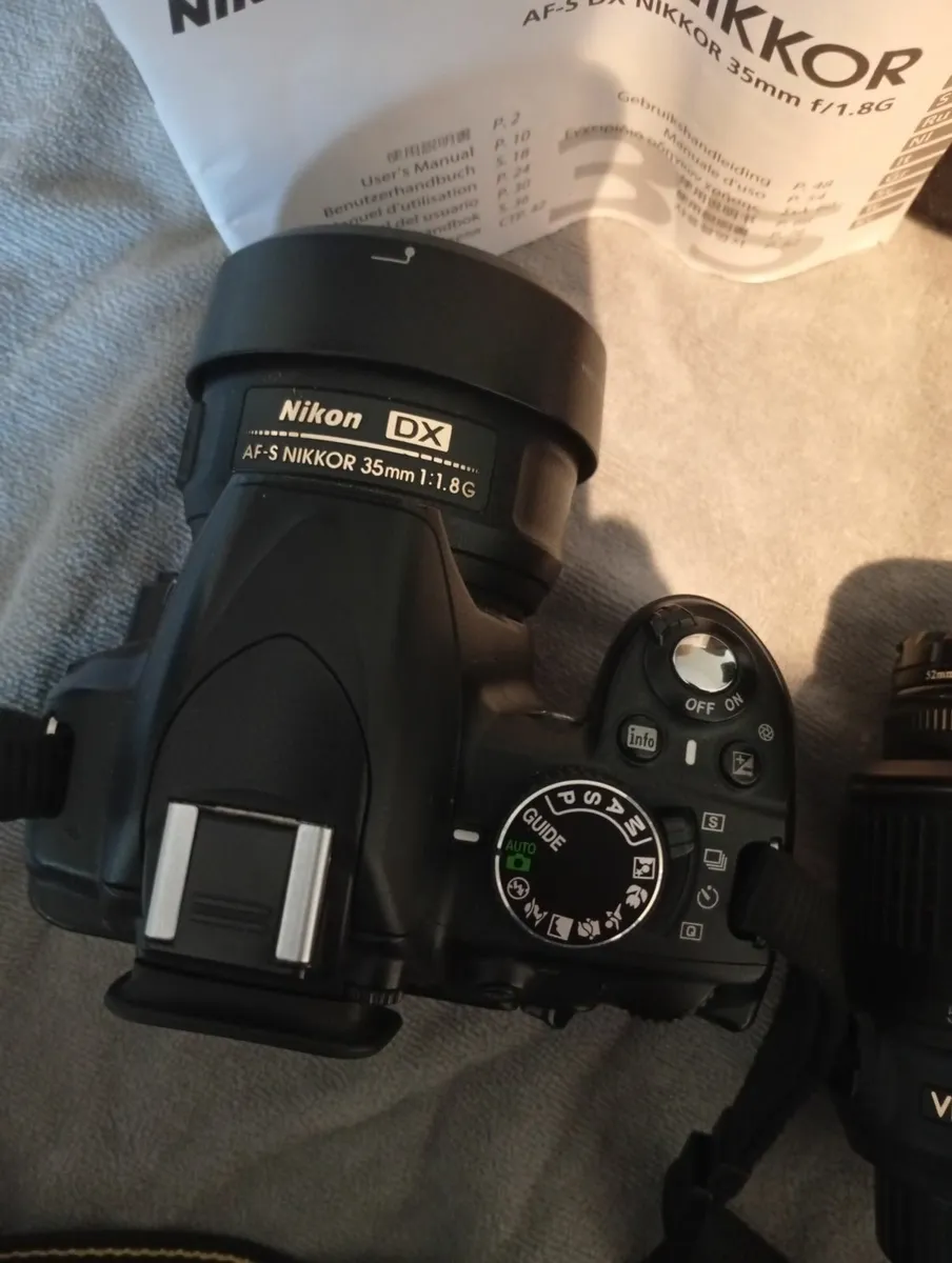 NIKON D3100 DSLR 35mm + 18-55mm - Image 1