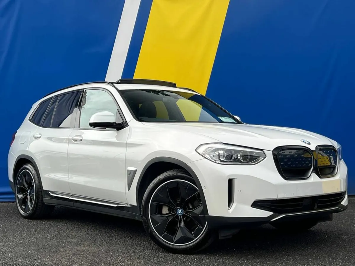 BMW iX3 PREMIER EDITION // PANORAMIC SUNROOF // AD - Image 3