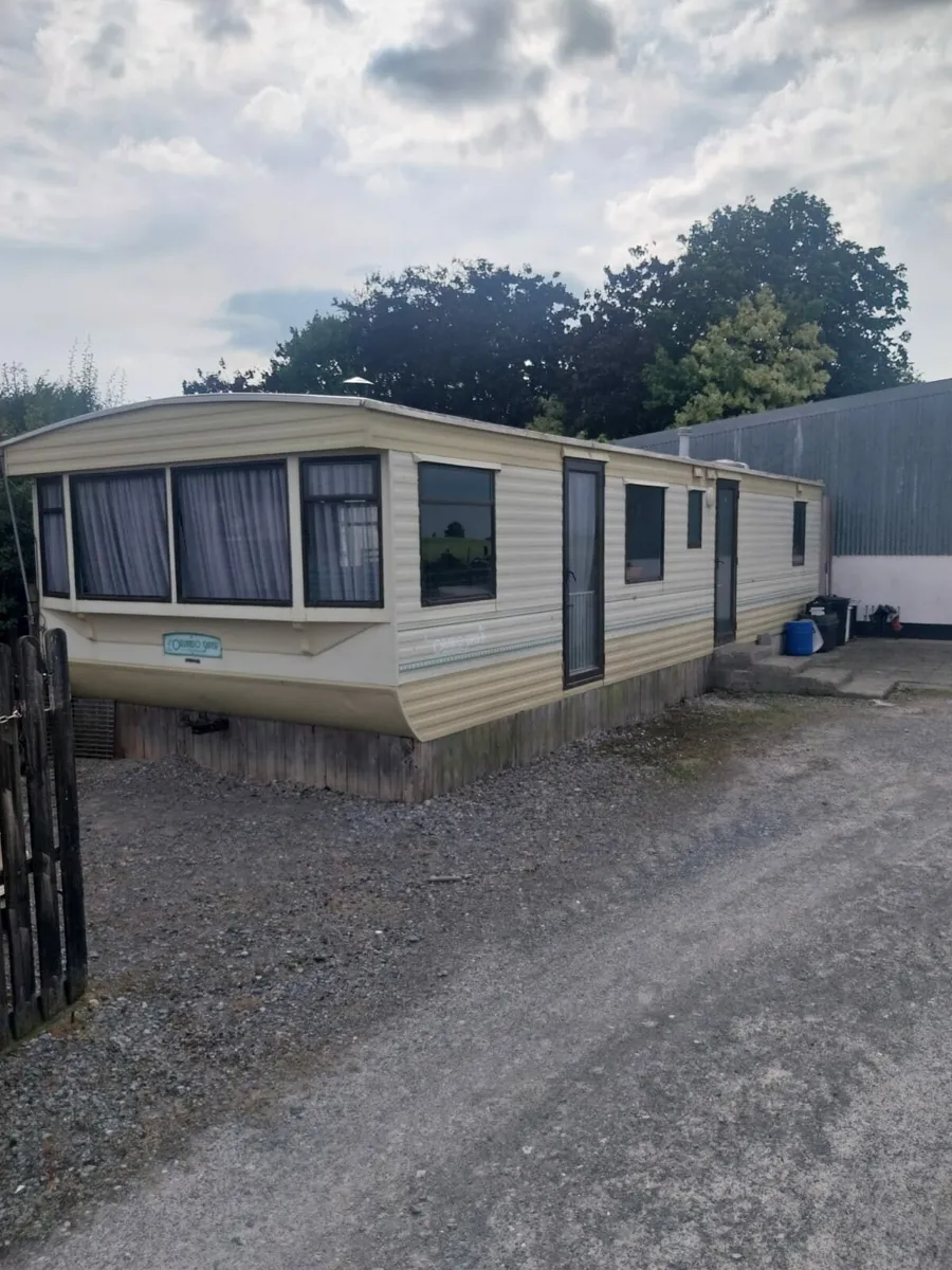 Mobile home - Image 1