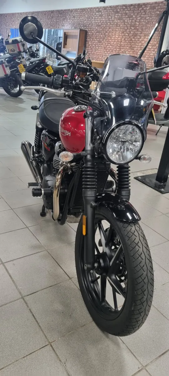 Triumph Speed Twin 900 - Image 3