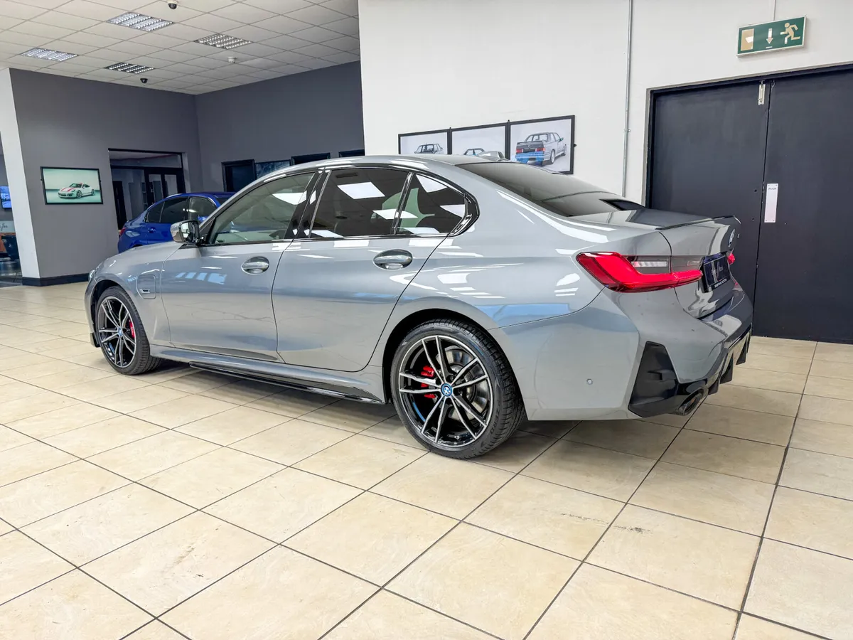 BMW 330E MSPORT PRO - Image 4