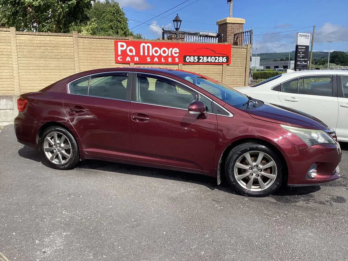 Toyota Avensis ** CAMERA - Image 3