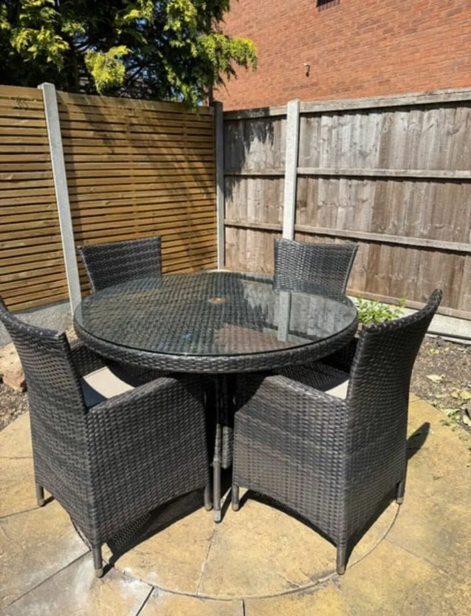 garden patio set - Image 1