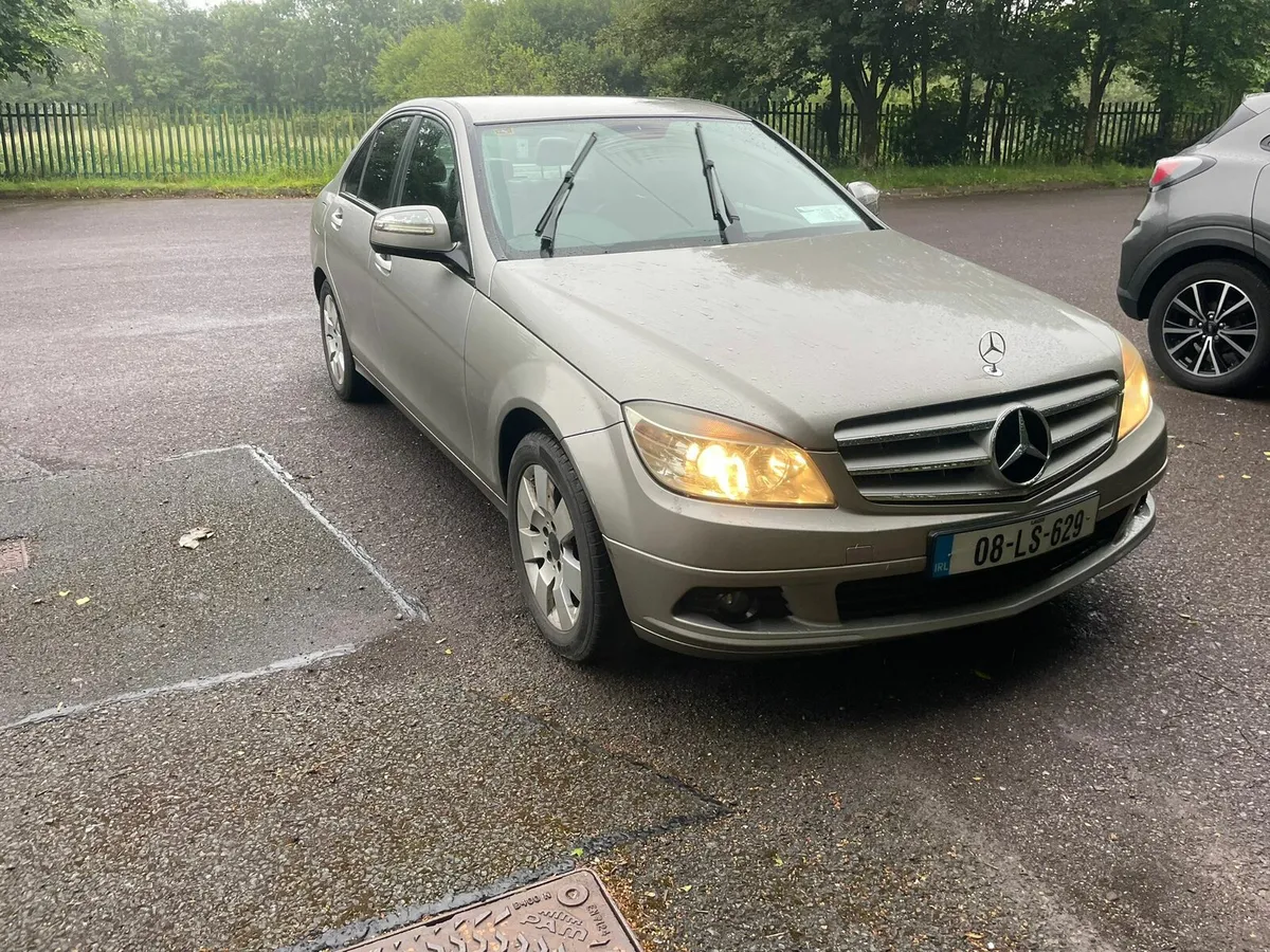 Mercedes c180 automatic - Image 1