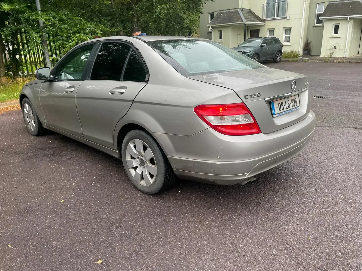 Mercedes c180 automatic - Image 3
