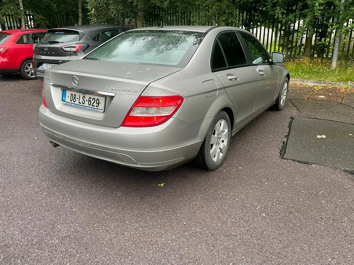 Mercedes c180 automatic - Image 4
