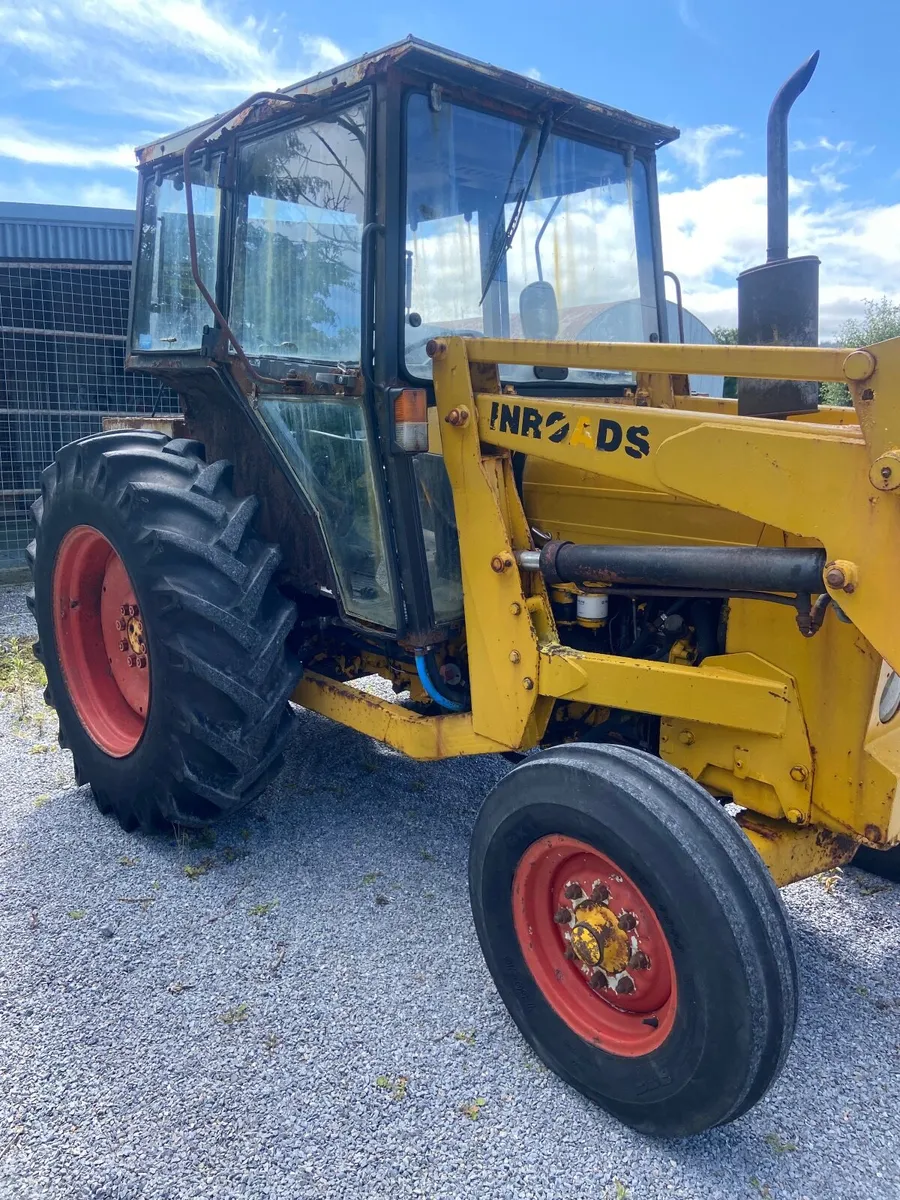 Ford 4000 Industrial Tractor - Image 4