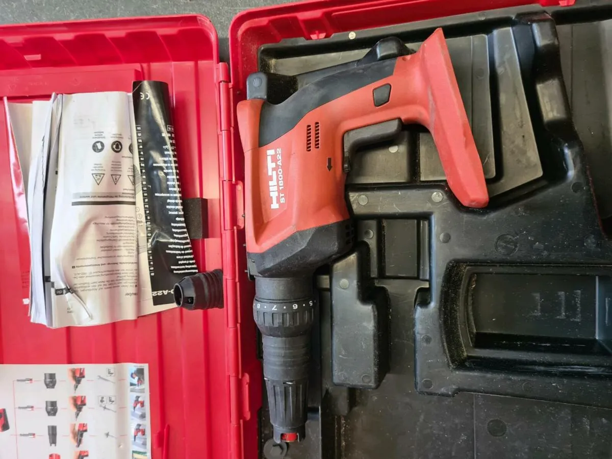 Hilti tek screw gun - Image 1