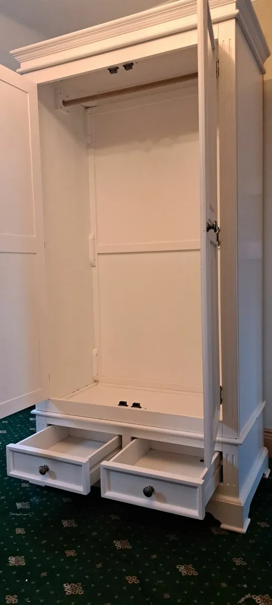 White Wardrobe - Image 2