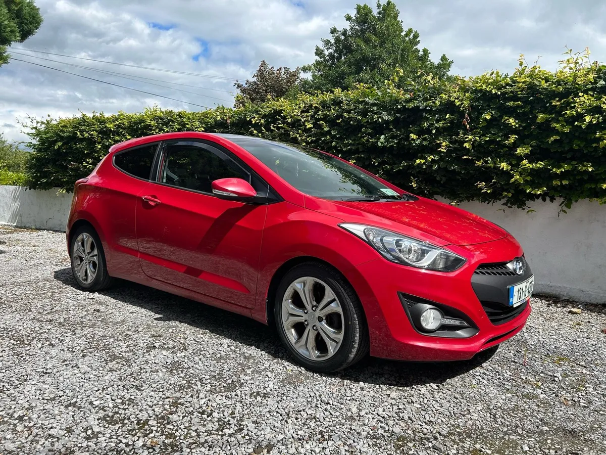 Hyundai i30 Sport - Image 1