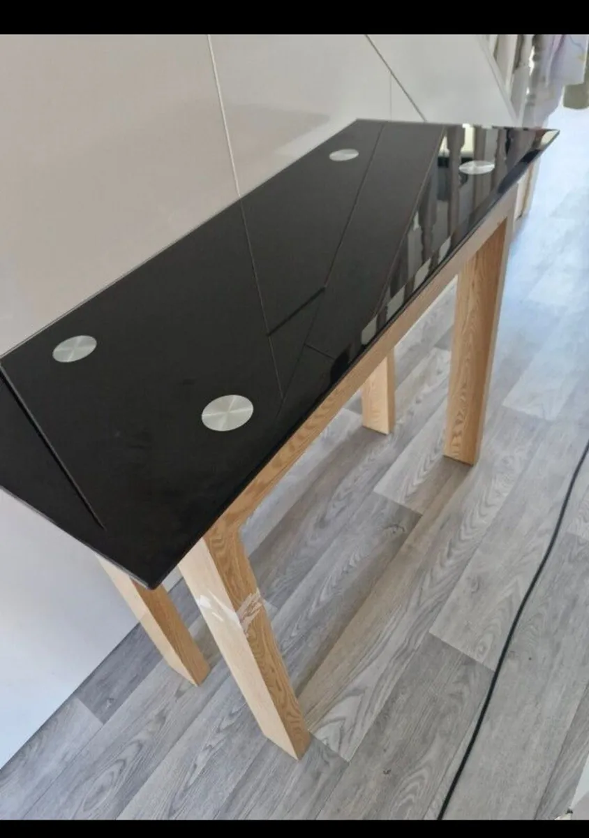 Side table - Image 1